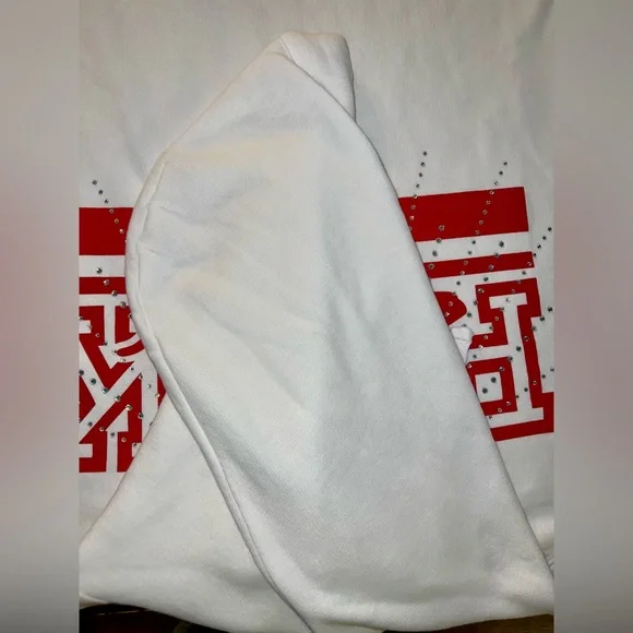 VS PINK~ White Sweatshirt w/ Red Dog Bling Design - Picture 5 of 14
